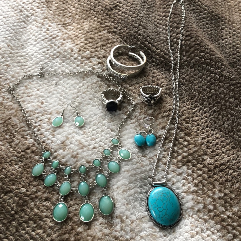 Costume jewelry lot